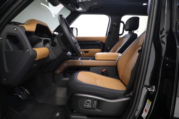 Used 2023 Land Rover Defender 130 X for sale $99,900 at Bentley Greenwich in Greenwich CT 06830 17