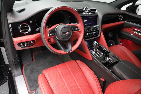 New 2023 Bentley Bentayga S V8 for sale Call for price at Bentley Greenwich in Greenwich CT 06830 20