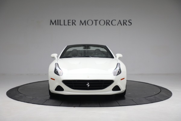 Used 2017 Ferrari California T for sale $151,900 at Bentley Greenwich in Greenwich CT 06830 12