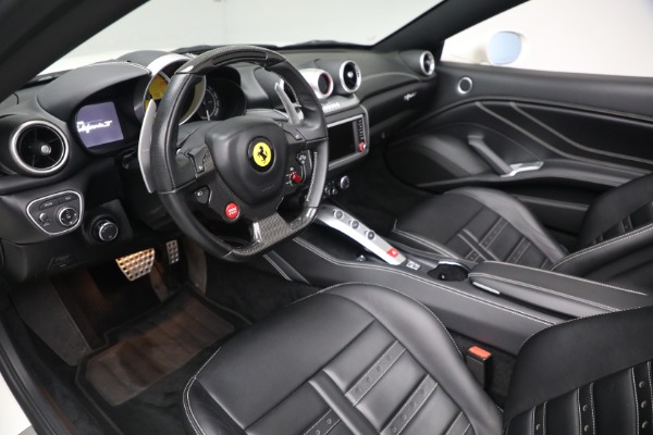 Used 2017 Ferrari California T for sale $151,900 at Bentley Greenwich in Greenwich CT 06830 19
