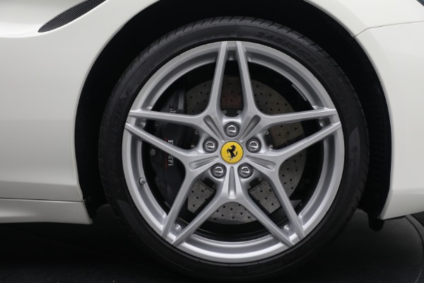 Used 2017 Ferrari California T for sale $151,900 at Bentley Greenwich in Greenwich CT 06830 27