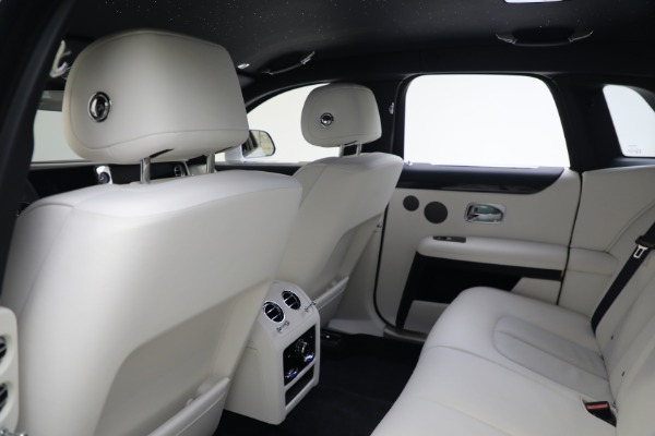 Used 2022 Rolls-Royce Ghost for sale $299,900 at Bentley Greenwich in Greenwich CT 06830 19