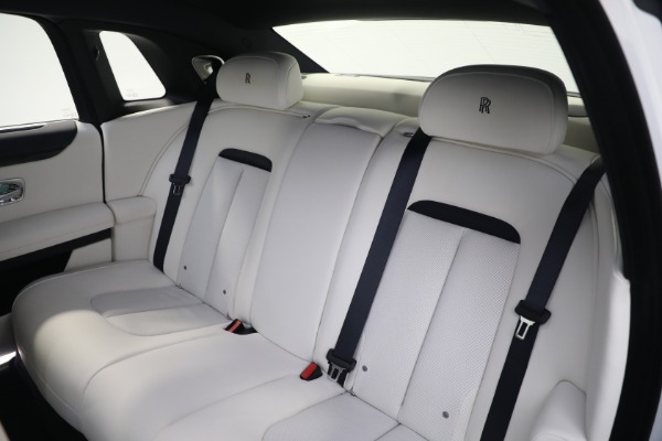 Used 2022 Rolls-Royce Ghost for sale $295,900 at Bentley Greenwich in Greenwich CT 06830 22