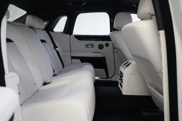 Used 2022 Rolls-Royce Ghost for sale $295,900 at Bentley Greenwich in Greenwich CT 06830 25