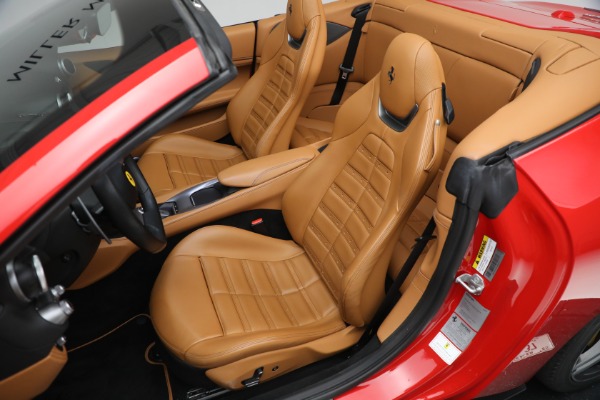 Used 2019 Ferrari Portofino for sale $221,900 at Bentley Greenwich in Greenwich CT 06830 21