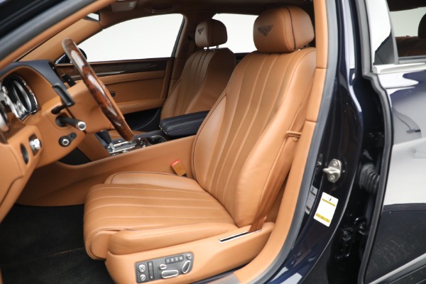 Used 2015 Bentley Flying Spur V8 for sale Sold at Bentley Greenwich in Greenwich CT 06830 19