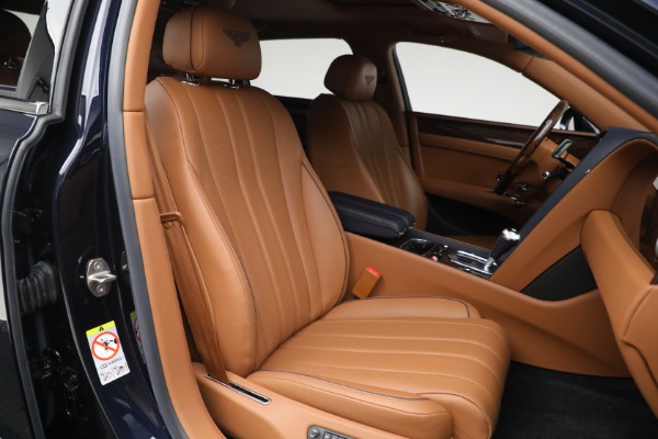 Used 2015 Bentley Flying Spur V8 for sale Sold at Bentley Greenwich in Greenwich CT 06830 27