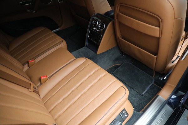 Used 2015 Bentley Flying Spur V8 for sale Sold at Bentley Greenwich in Greenwich CT 06830 28