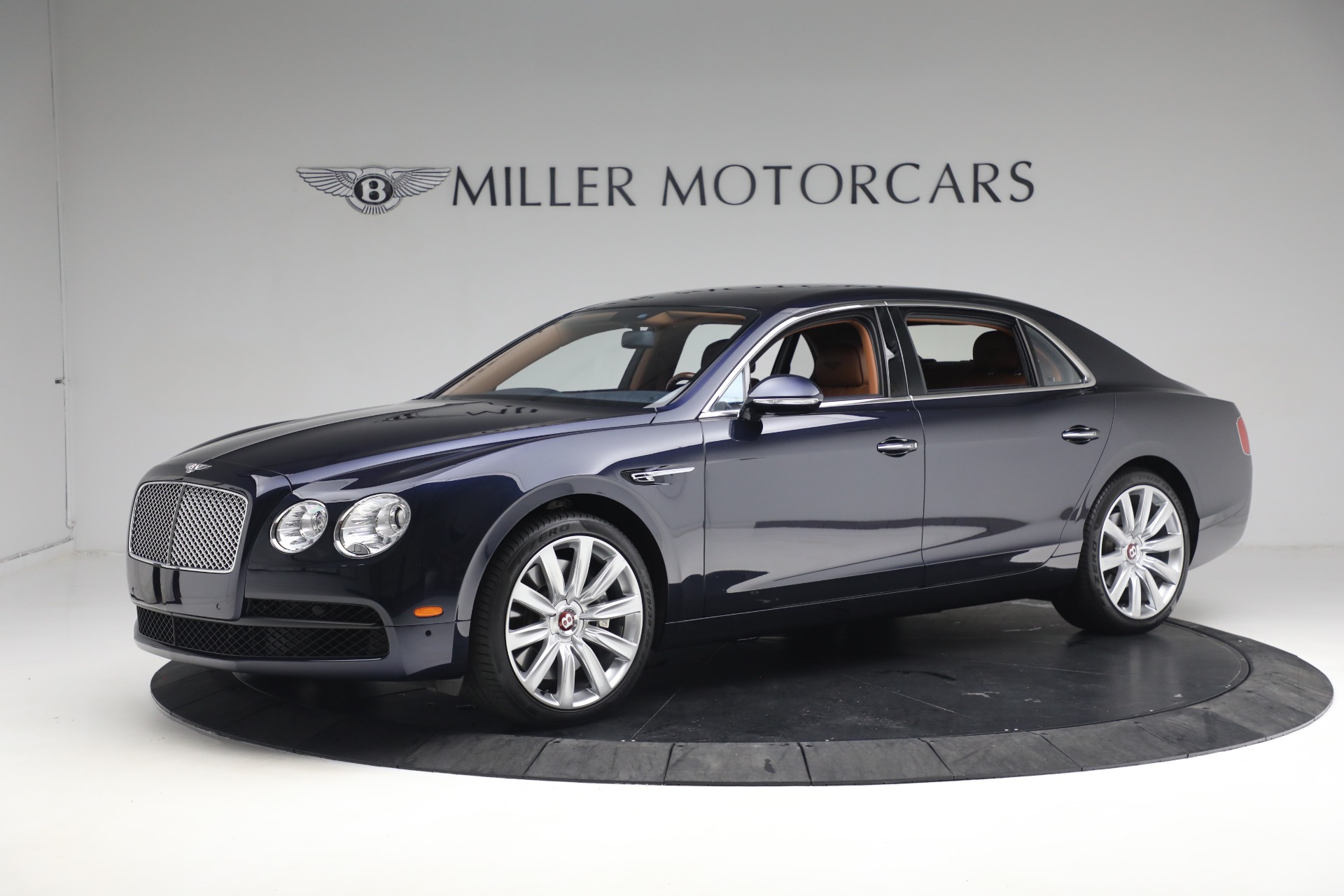 Used 2015 Bentley Flying Spur V8 for sale Sold at Bentley Greenwich in Greenwich CT 06830 1