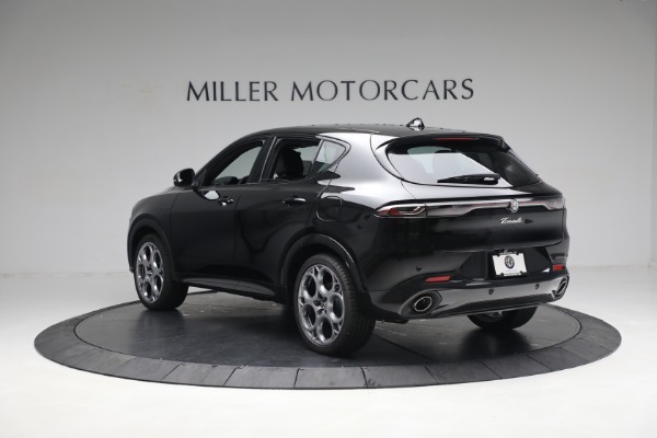 New 2024 Alfa Romeo Tonale Veloce for sale $54,790 at Bentley Greenwich in Greenwich CT 06830 8
