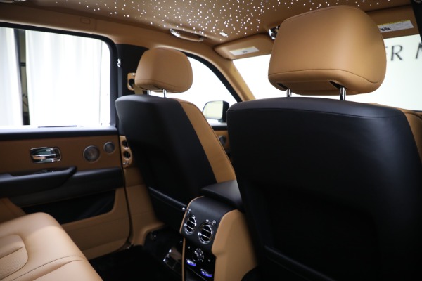 New 2024 Rolls-Royce Cullinan for sale Sold at Bentley Greenwich in Greenwich CT 06830 25