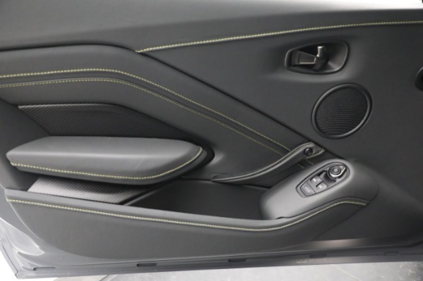 New 2023 Aston Martin Vantage V8 for sale $184,986 at Bentley Greenwich in Greenwich CT 06830 17