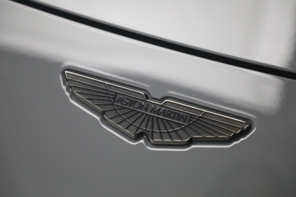 New 2023 Aston Martin Vantage V8 for sale $184,986 at Bentley Greenwich in Greenwich CT 06830 25