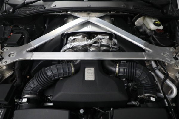 New 2023 Aston Martin Vantage V8 for sale $184,986 at Bentley Greenwich in Greenwich CT 06830 26
