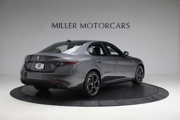 New 2024 Alfa Romeo Giulia Ti for sale $51,870 at Bentley Greenwich in Greenwich CT 06830 13