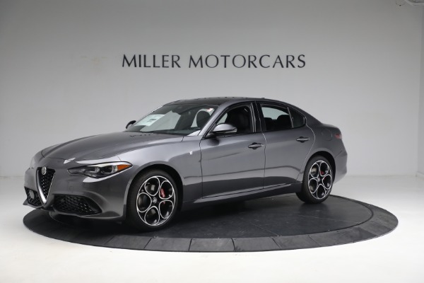 New 2024 Alfa Romeo Giulia Ti for sale $51,870 at Bentley Greenwich in Greenwich CT 06830 3