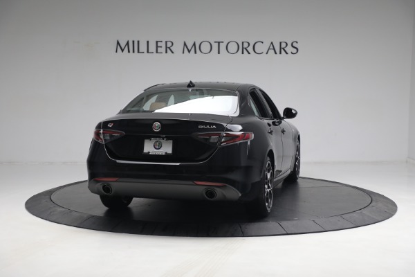 New 2024 Alfa Romeo Giulia Ti for sale $54,845 at Bentley Greenwich in Greenwich CT 06830 11