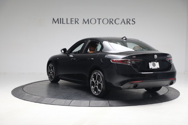 New 2024 Alfa Romeo Giulia Ti for sale $54,845 at Bentley Greenwich in Greenwich CT 06830 8