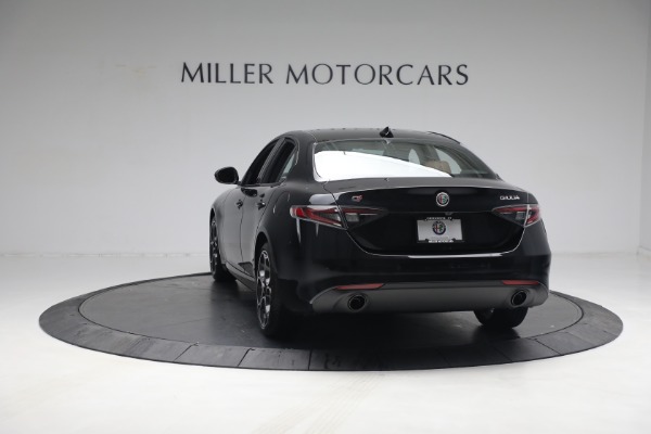 New 2024 Alfa Romeo Giulia Ti for sale $54,845 at Bentley Greenwich in Greenwich CT 06830 9
