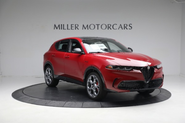 New 2024 Alfa Romeo Tonale Veloce for sale Sold at Bentley Greenwich in Greenwich CT 06830 17