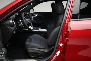 New 2024 Alfa Romeo Tonale Veloce for sale Sold at Bentley Greenwich in Greenwich CT 06830 20