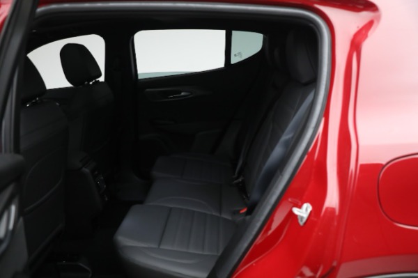 New 2024 Alfa Romeo Tonale Veloce for sale Sold at Bentley Greenwich in Greenwich CT 06830 24