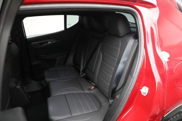 New 2024 Alfa Romeo Tonale Veloce for sale Sold at Bentley Greenwich in Greenwich CT 06830 26