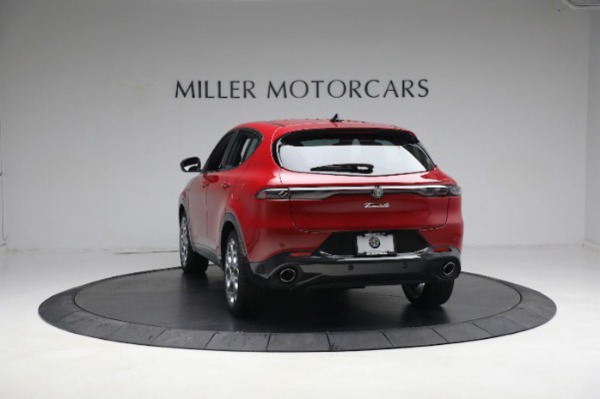 New 2024 Alfa Romeo Tonale Veloce for sale Sold at Bentley Greenwich in Greenwich CT 06830 8