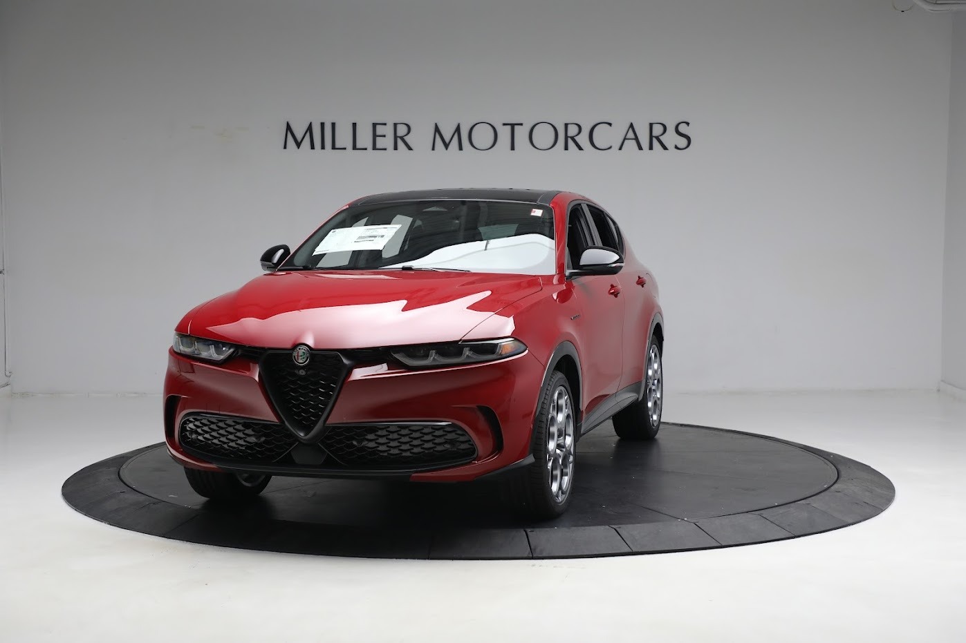 New 2024 Alfa Romeo Tonale Veloce for sale Sold at Bentley Greenwich in Greenwich CT 06830 1