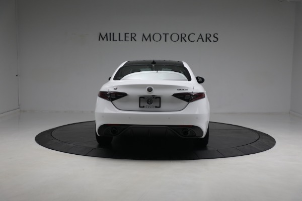 New 2024 Alfa Romeo Giulia Ti for sale $55,285 at Bentley Greenwich in Greenwich CT 06830 10