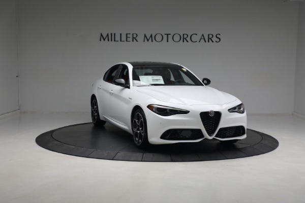 New 2024 Alfa Romeo Giulia Ti for sale $55,285 at Bentley Greenwich in Greenwich CT 06830 18