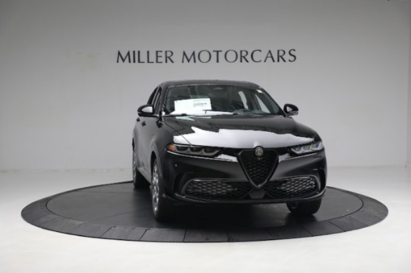 New 2024 Alfa Romeo Tonale Veloce for sale $57,640 at Bentley Greenwich in Greenwich CT 06830 19