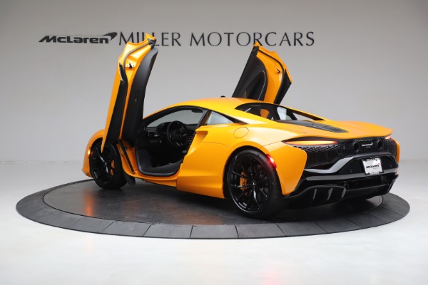 New 2023 McLaren Artura Vision for sale Call for price at Bentley Greenwich in Greenwich CT 06830 14