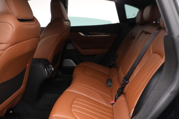 Used 2022 Maserati Levante Modena for sale $73,900 at Bentley Greenwich in Greenwich CT 06830 19