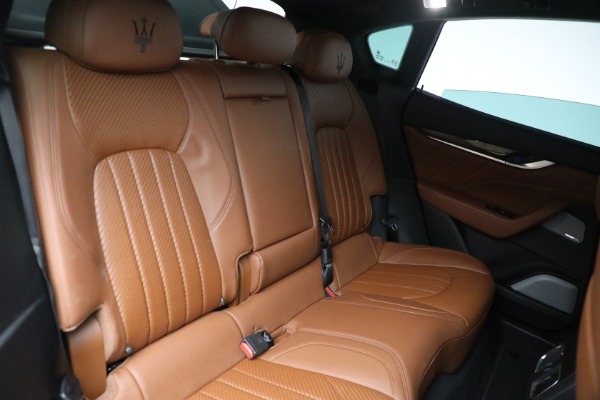 Used 2022 Maserati Levante Modena for sale $73,900 at Bentley Greenwich in Greenwich CT 06830 20