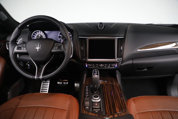 Used 2022 Maserati Levante Modena for sale $73,900 at Bentley Greenwich in Greenwich CT 06830 25