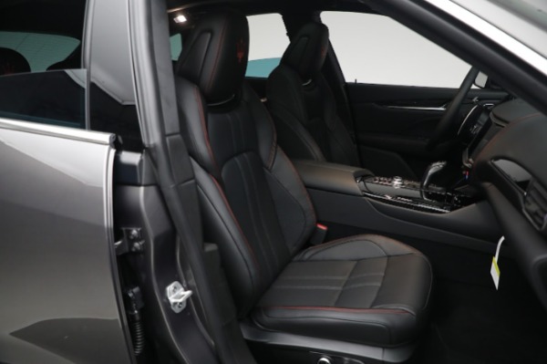 New 2024 Maserati Levante GT for sale $103,495 at Bentley Greenwich in Greenwich CT 06830 24