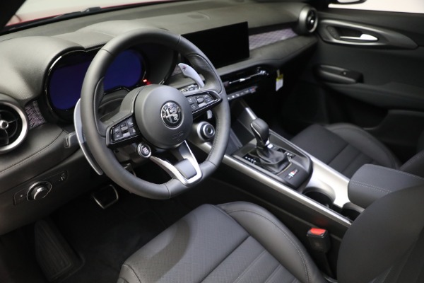 New 2024 Alfa Romeo Tonale Veloce for sale Sold at Bentley Greenwich in Greenwich CT 06830 21