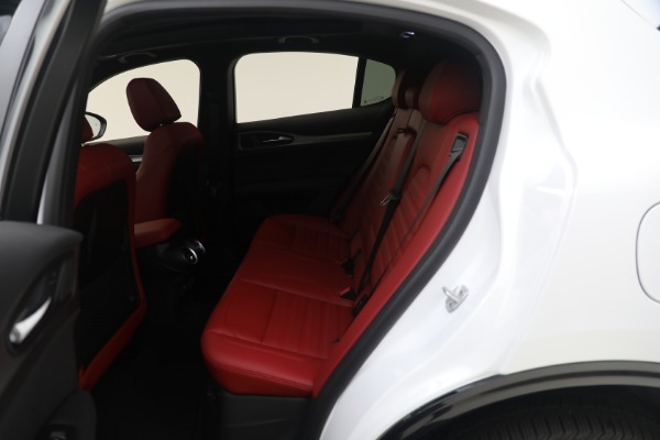 New 2024 Alfa Romeo Stelvio Ti for sale $56,696 at Bentley Greenwich in Greenwich CT 06830 25