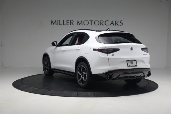 New 2024 Alfa Romeo Stelvio Ti for sale $56,696 at Bentley Greenwich in Greenwich CT 06830 7