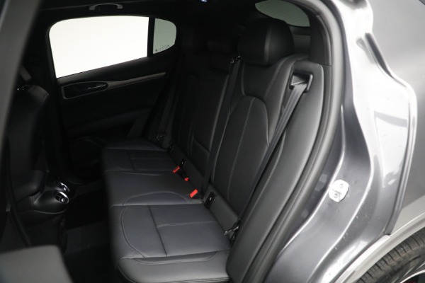 New 2024 Alfa Romeo Stelvio Ti for sale $53,330 at Bentley Greenwich in Greenwich CT 06830 26