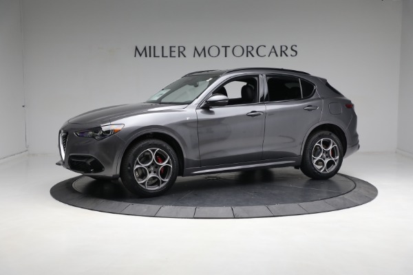 New 2024 Alfa Romeo Stelvio Ti for sale $53,330 at Bentley Greenwich in Greenwich CT 06830 3