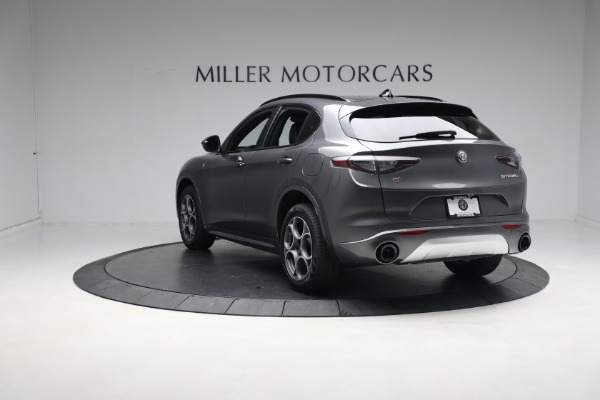 New 2024 Alfa Romeo Stelvio Ti for sale $53,330 at Bentley Greenwich in Greenwich CT 06830 8