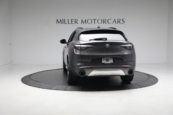 New 2024 Alfa Romeo Stelvio Ti for sale $53,330 at Bentley Greenwich in Greenwich CT 06830 9