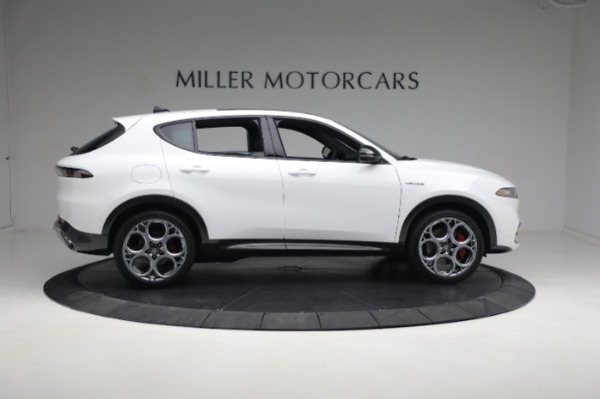New 2024 Alfa Romeo Tonale Veloce for sale $55,290 at Bentley Greenwich in Greenwich CT 06830 12