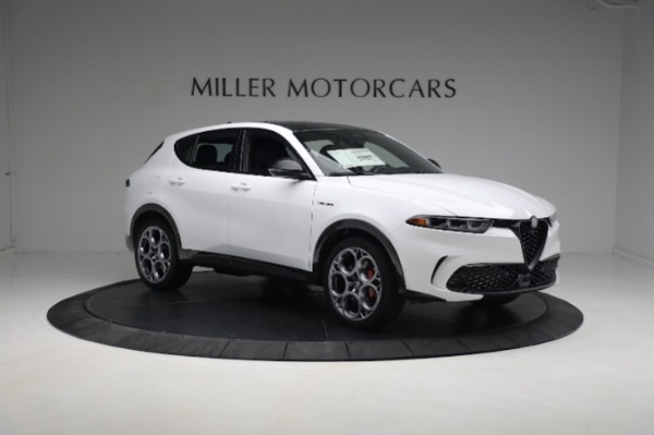 New 2024 Alfa Romeo Tonale Veloce for sale $55,290 at Bentley Greenwich in Greenwich CT 06830 15