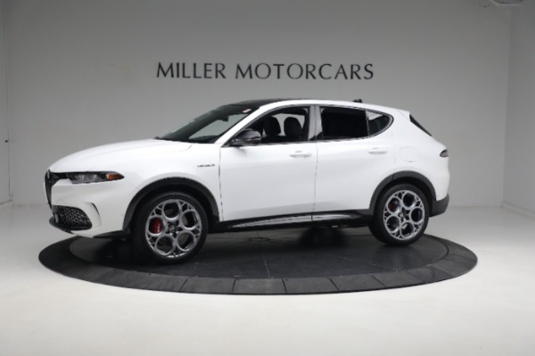 New 2024 Alfa Romeo Tonale Veloce for sale $55,290 at Bentley Greenwich in Greenwich CT 06830 3