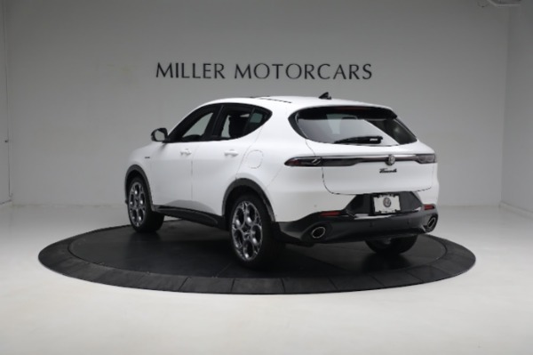 New 2024 Alfa Romeo Tonale Veloce for sale $55,290 at Bentley Greenwich in Greenwich CT 06830 6