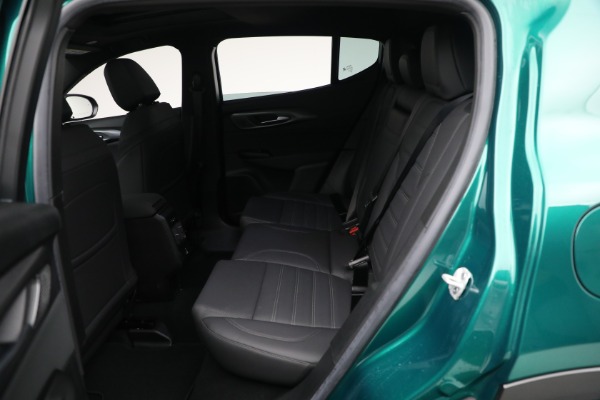 New 2024 Alfa Romeo Tonale Veloce for sale $57,490 at Bentley Greenwich in Greenwich CT 06830 22