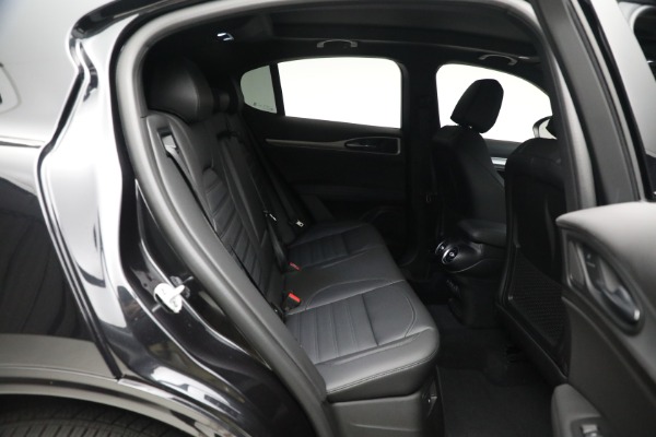 New 2024 Alfa Romeo Stelvio Veloce for sale $57,305 at Bentley Greenwich in Greenwich CT 06830 26